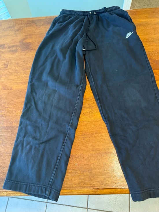 Nike Pants - Nike Sportswear Womens Club Fleece Open Hem Straight Leg Sweatpants Black Size M
